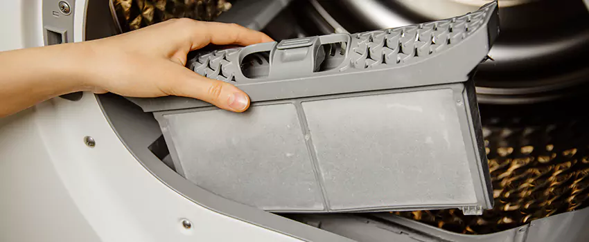 Signs Of A Clogged Dryer Lint Trap in Lawrence, Kansas